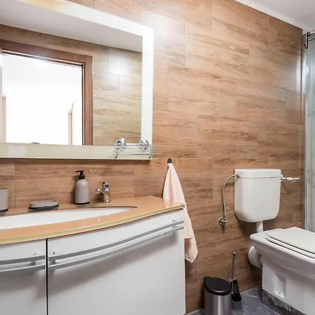 2 Bedroom Stunning In Nyaraló Jurdani