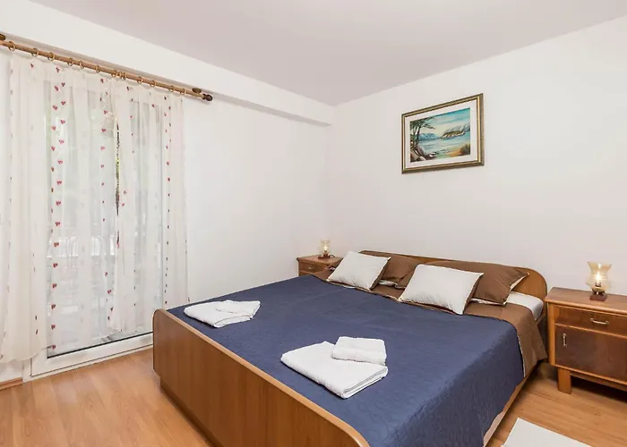 2 Bedroom Cozy In * Jurdani
