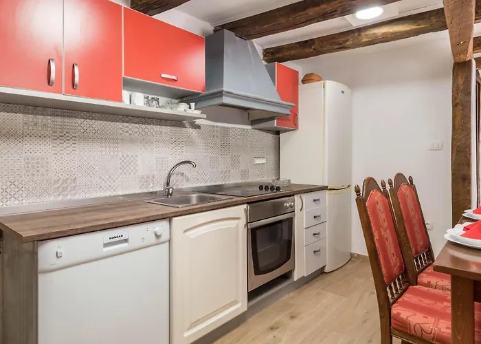 2 Bedroom Cozy In Jurdani