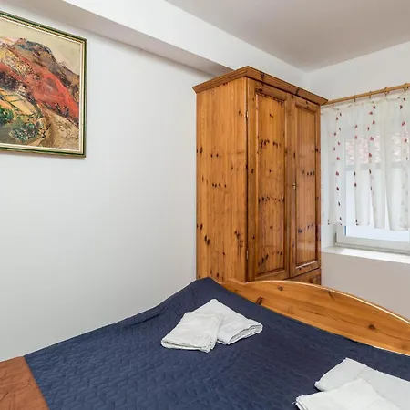 2 Bedroom Stunning In Jurdani